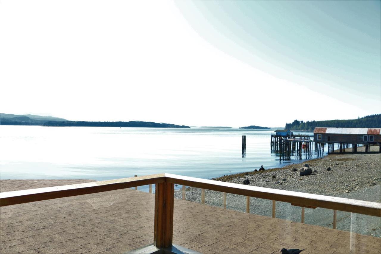 Nimpkish Hotel Alert Bay الغرفة الصورة